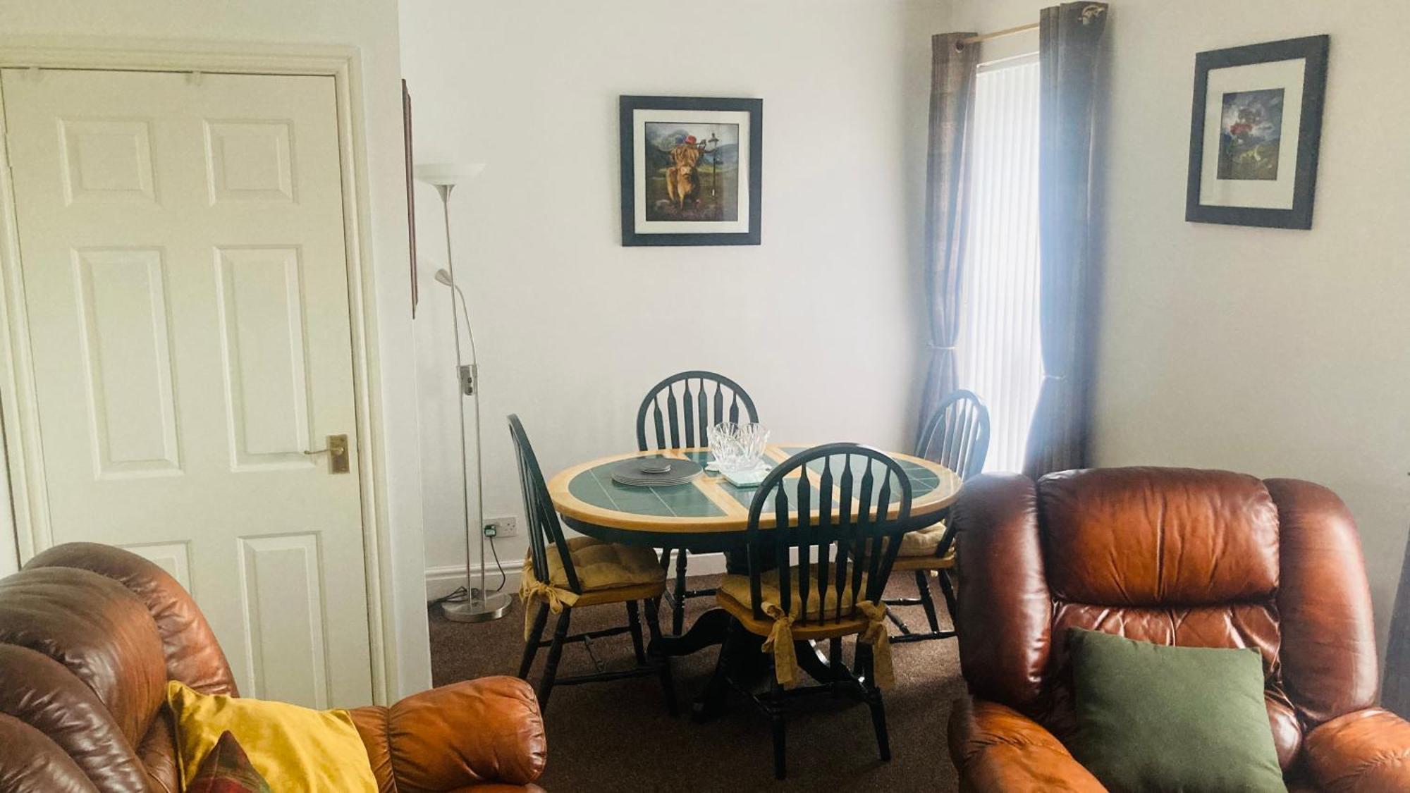Park Side Cottage, Number 2, The Morays * Blackford